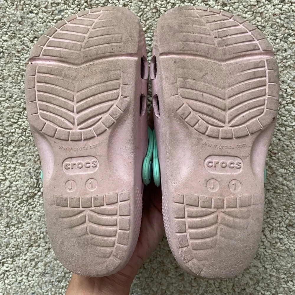 🎈SOLD🎈Crocs Unicorn Girls sandals - Picture 3 of 3